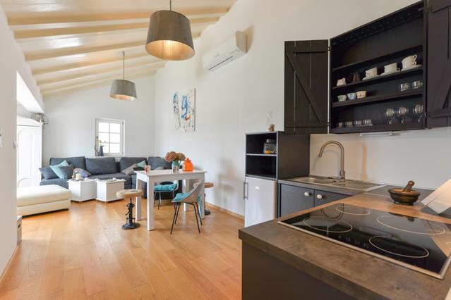 Avino Apartment